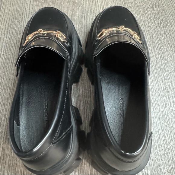Princess Polly Chunky Platform Penny Lane Loafers Size 9 Slip On Black - Picture 6 of 10
